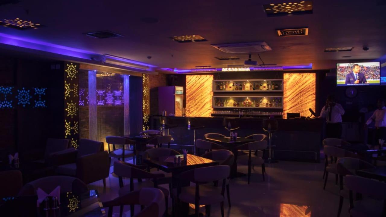 Hotel Srr Grand Ченнаи Экстерьер фото